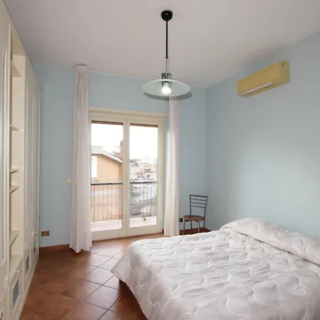 Tamagno Flat