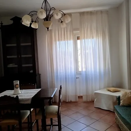 Tamagno Flat * Řím