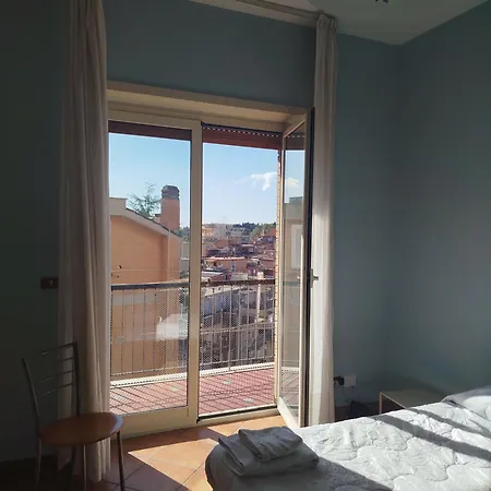 Tamagno Flat * Rome